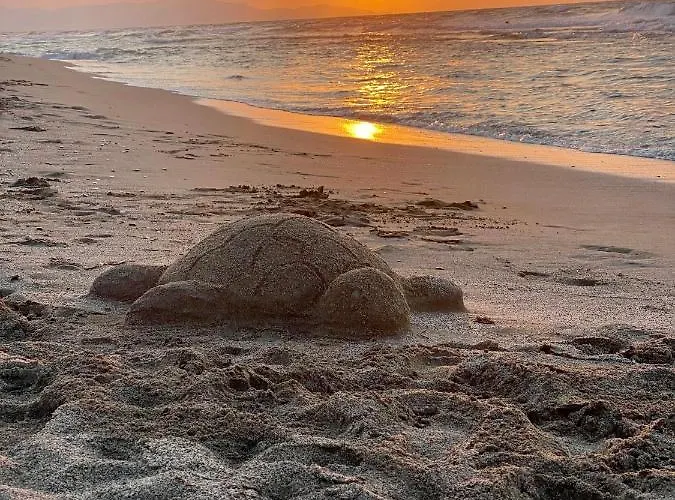 Mikes On The Херсониссос