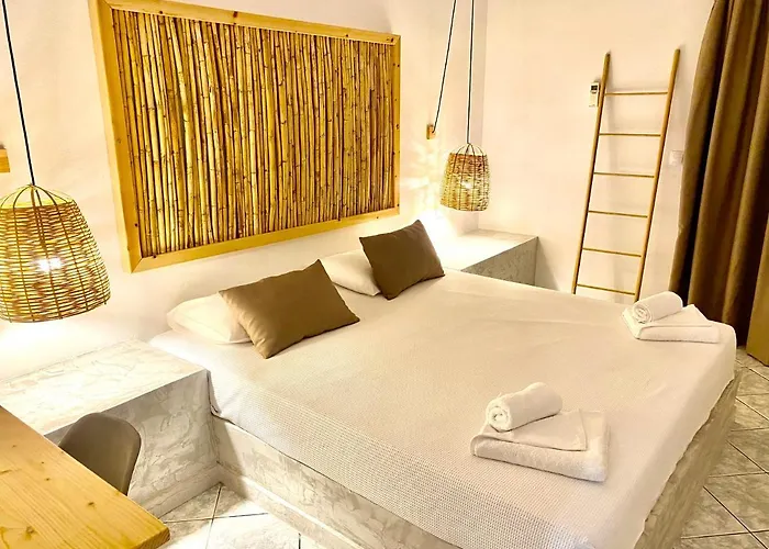 Mikes On The * Херсониссос